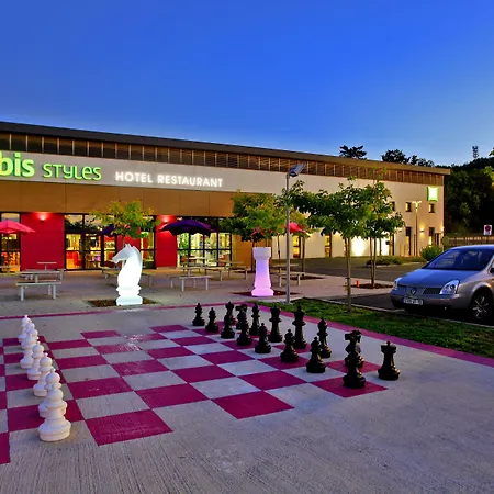 Ibis Styles Hotel 3*