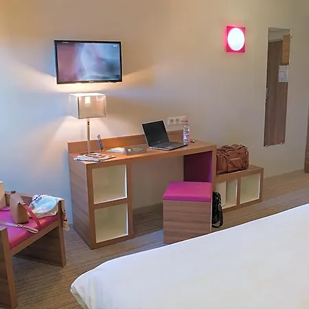 ホテル Ibis Styles 3*