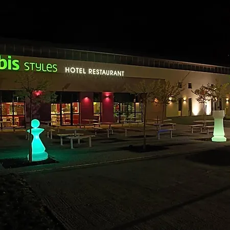 Ibis Styles カストル