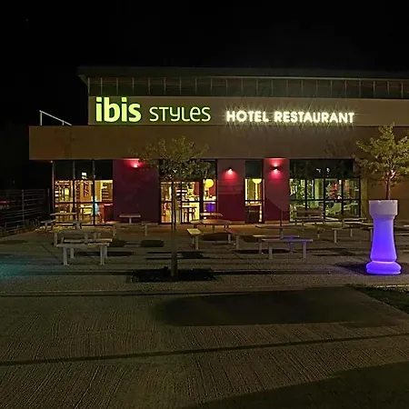 Ibis Styles Castres Отель Кастр