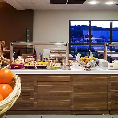 Отель Ibis Styles Castres