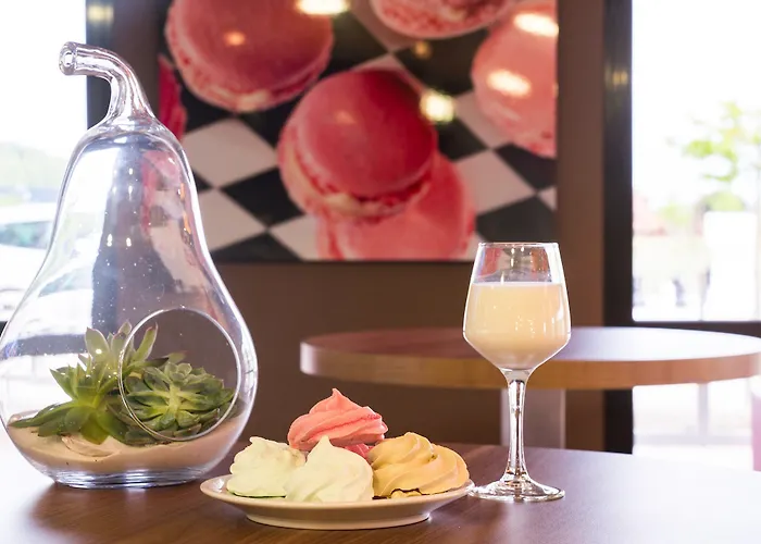 Ibis Styles 3* カストル