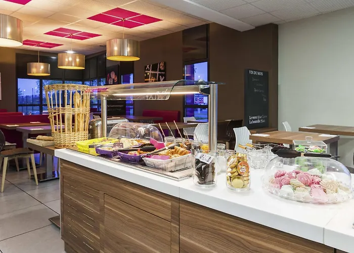 ホテル Ibis Styles カストル