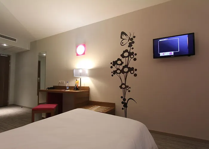 ホテル Ibis Styles カストル